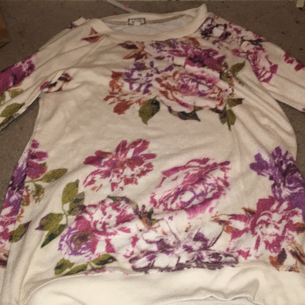 Floral , medium shirt, soft and nice